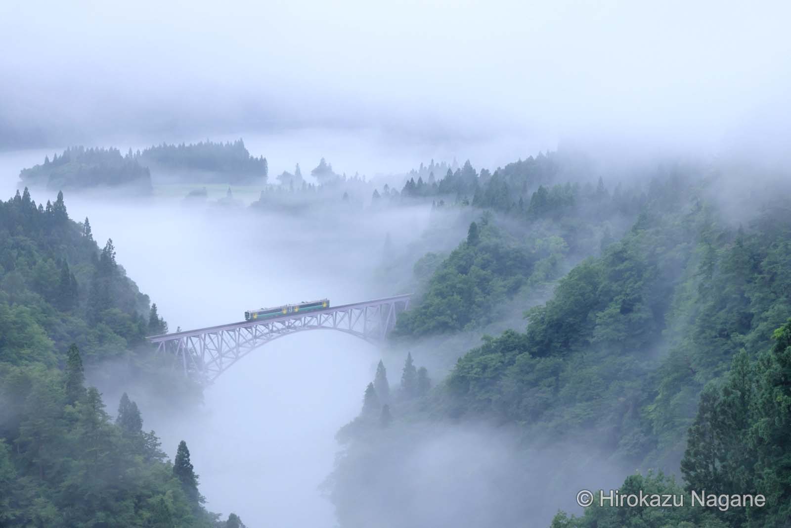 Railway photographer Hirokazu Nagane